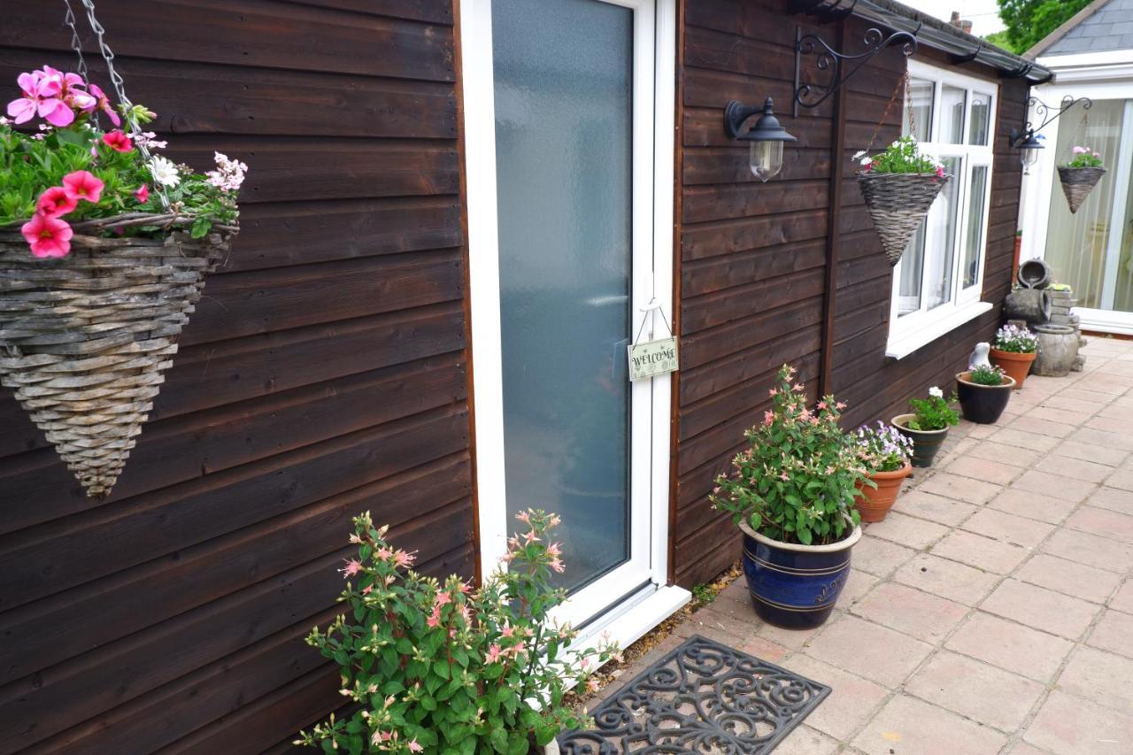 The Garden Suite Holt Holt  Exterior photo