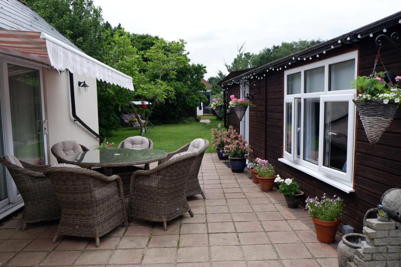 The Garden Suite Holt Holt  Exterior photo