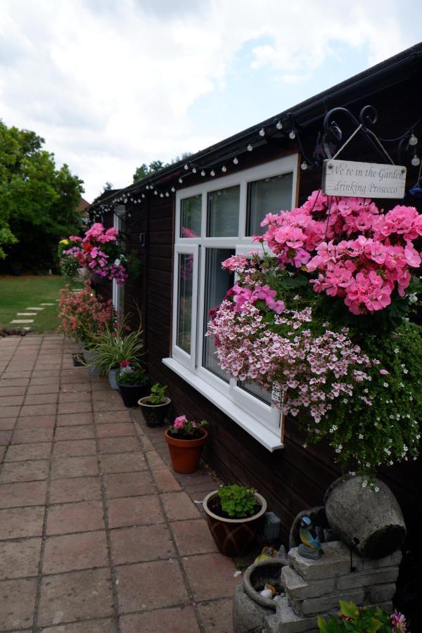 The Garden Suite Holt Holt  Exterior photo
